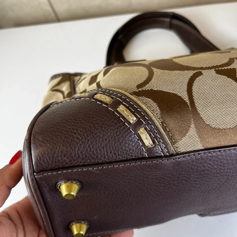 ♡ Coach Hamptons Horsebit Top Handle Bag F10313 ♡